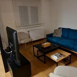 Appartement à 3 Chambres à Coucher