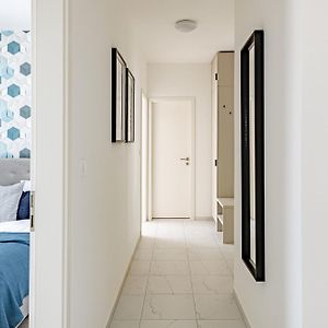 Appartement à 2 Chambres à Coucher