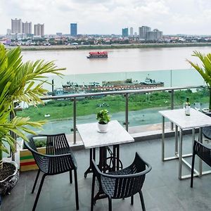 Chilchill Hotel Riverside