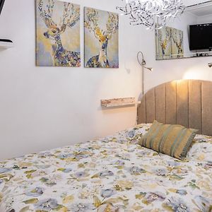 Lovehome Apartment