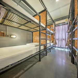 Dormitory Room Mixed