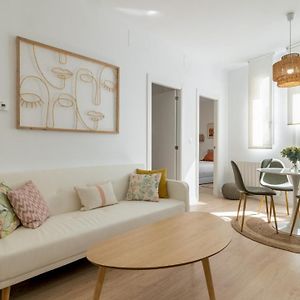 2 Bedrooms 2 Bathrooms Furnished - Retiro - Refurbished - Mintystay