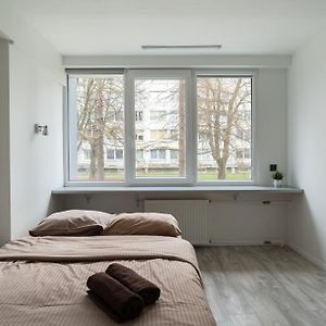 River To The City - Studio 8 Apartment