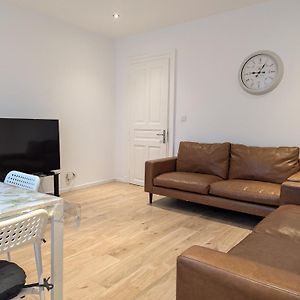 Le Vauban - Appartement 2 Chambres, Salon, Cuisine Equipee, Parking Et Wifi Gratuit