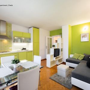 Appartement à 2 Chambres à Coucher