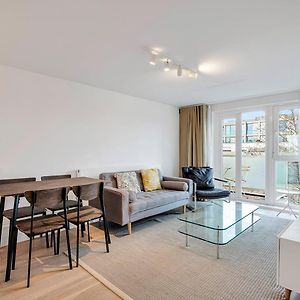 Appartement à 2 Chambres à Coucher