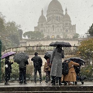 Montmartre Joli 2 Pieces Au Pied Du Sacre Coeur