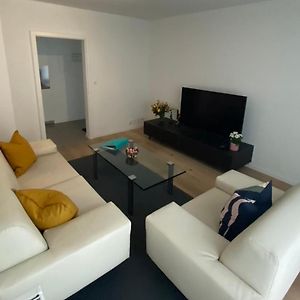 Appartement à 3 Chambres à Coucher