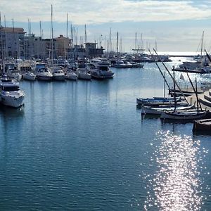 Appartement F2 Au Bord De Mer