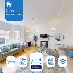 Appartement à 2 Chambres à Coucher