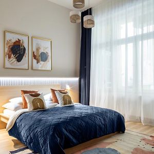 Fusion Apartments In Downtown Budapest