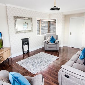 Cresent Townhouse