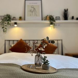 Appartement à 2 Chambres à Coucher