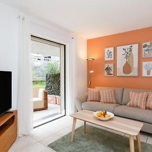 Cote Croisette Luxe - 2Bdr 2 Bthr 2 Toilets -Terrace, Ac, Parking & Lift