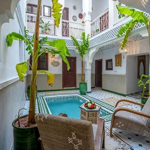 Riad Les Dunes And Spa