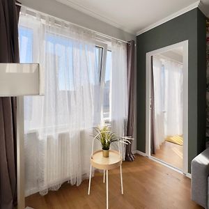 Appartement à 2 Chambres à Coucher