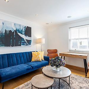 Appartement à 2 Chambres à Coucher