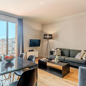Appartement à 3 Chambres à Coucher