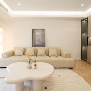 Appartement à 3 Chambres à Coucher