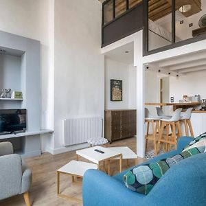 Appartement à 2 Chambres à Coucher