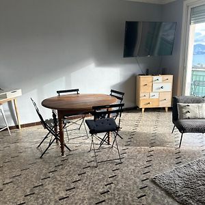 Appartement à 3 Chambres à Coucher
