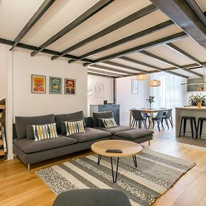 Appartement à 3 Chambres à Coucher