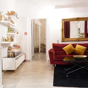 The Grand View Lux Vatican Suite