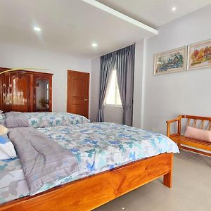 Appartement à 3 Chambres à Coucher