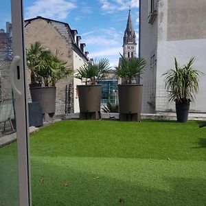 Appartement à 3 Chambres à Coucher