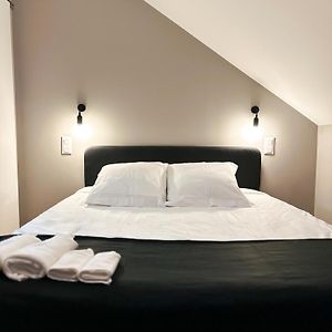 Private Bathroom King Room