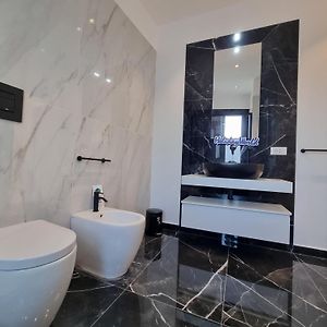 Appartement de Luxe à 1 Chambre à Coucher