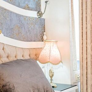 Chambre Budgétée Lit King-Size