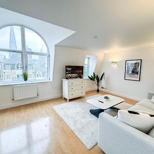 Appartement à 3 Chambres à Coucher