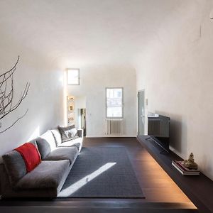 Appartement à 3 Chambres à Coucher