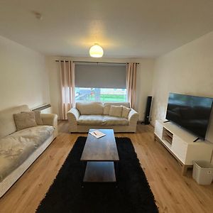 Appartement à 3 Chambres à Coucher