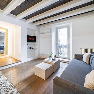 Appartement à 2 Chambres à Coucher