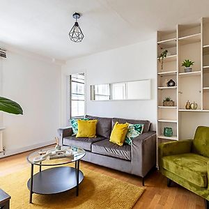 Appartement à 2 Chambres à Coucher