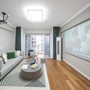 Appartement à 3 Chambres à Coucher