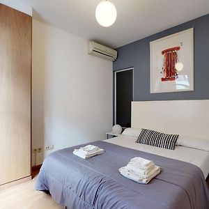 Flatsforyou Sorolla House