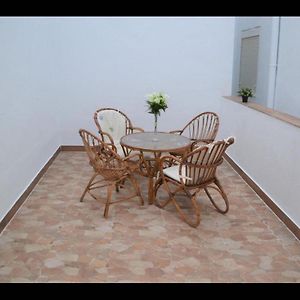 1 Bedroom Studio Apartment Nice And Modern Ideal For The Beach And City Centre