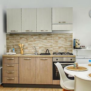 Sunflower Apartment