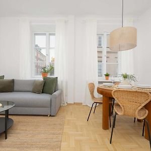 Apartment In The Old Town By Rent Like Home