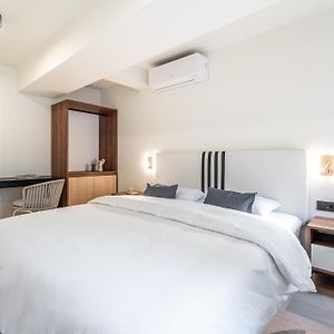Old Town Apartments By Olala Homes