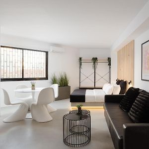 Syntagma Serenity Suites