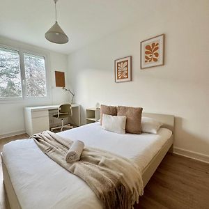 Appartement à 3 Chambres à Coucher