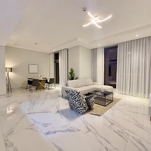 Appartement à 2 Chambres à Coucher