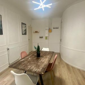 Logement Confortable Champs Elysees 4P