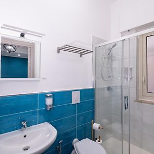 Private Bathroom Triple Room