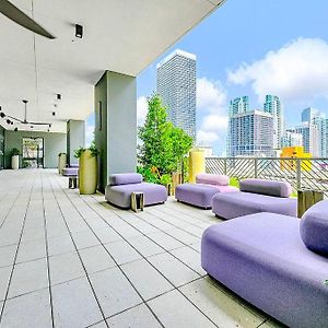 Stylish Studio In The Heart Of Vibrant Downtown- Daily Resort Fee And Parking Not Included