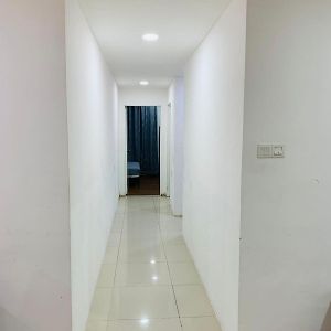 Appartement à 4 Chambres à Coucher